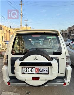 ميتسوبيشي باجيرو